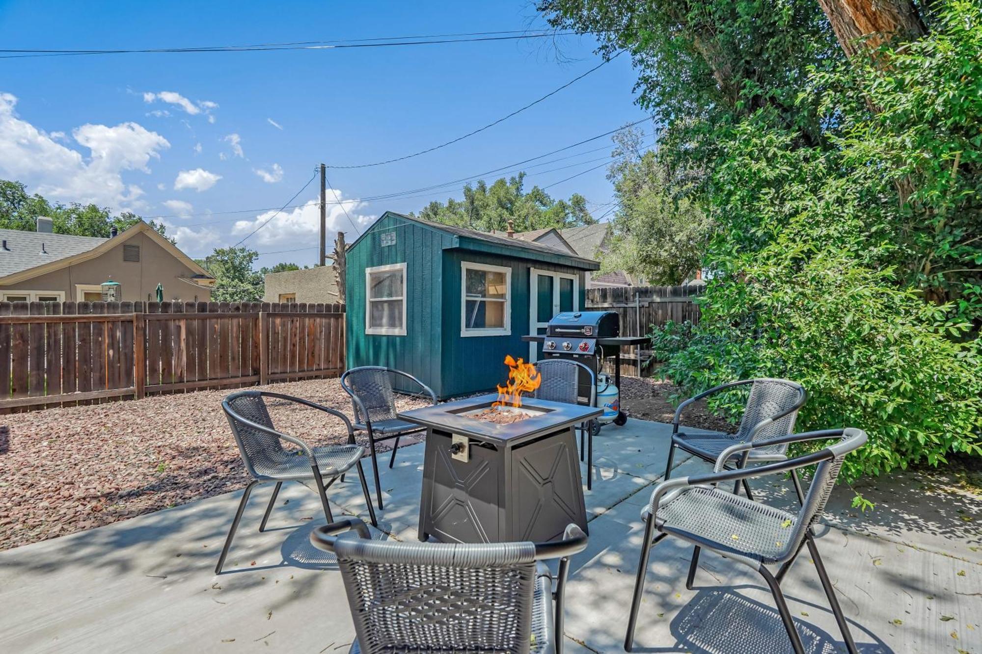 Vila Neighborly Heights - Downtown King Bbq Fire Pit Colorado Springs Exteriér fotografie
