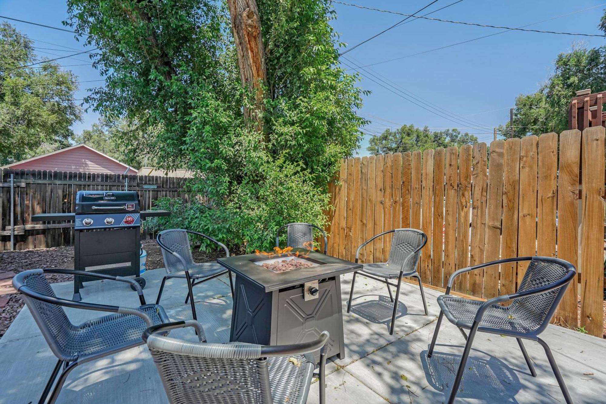 Vila Neighborly Heights - Downtown King Bbq Fire Pit Colorado Springs Exteriér fotografie